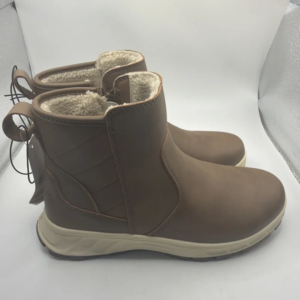 New Khombu Dusk Women's All Weather Memory Foam Water Repellent Boots. Size 6.
